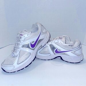 Nike Womens Dart 9 443868-101 White Running Shoes Sneakers Size 8